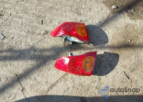 2010 Toyota Corolla Le z USA, uszkodzony, nr VIN 1NXBU4EE4AZ346440